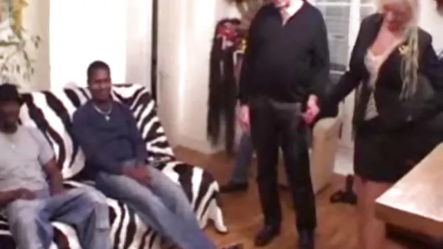 دعارة أي تسجيل و القط سكس الخليج العربي