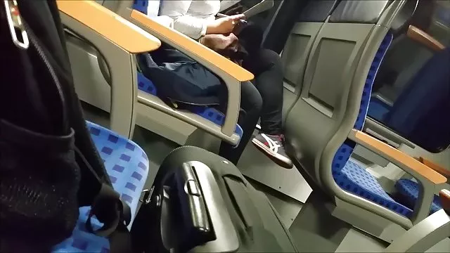دعارة أي تسجيل هيلين, سيكس خليجي عربي بيكيني, التعري, حمام سباحة